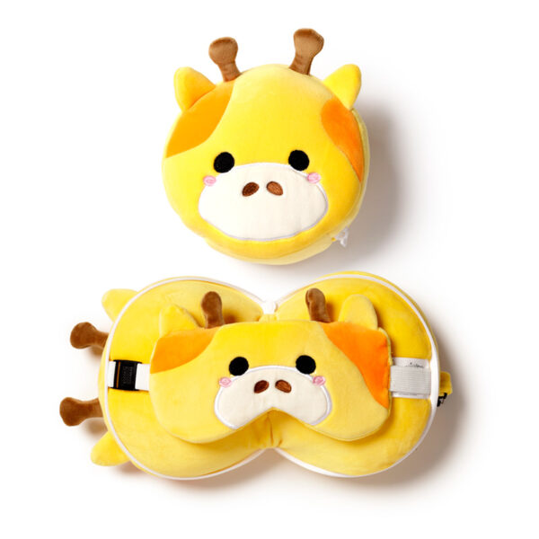 CUSH252_001 Giraffe Relaxeazzz Plush Round Travel Pillow & Eye Mask Set