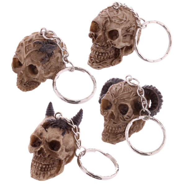 SK122_006 Fantasy Celtic Skull Head Key Chain