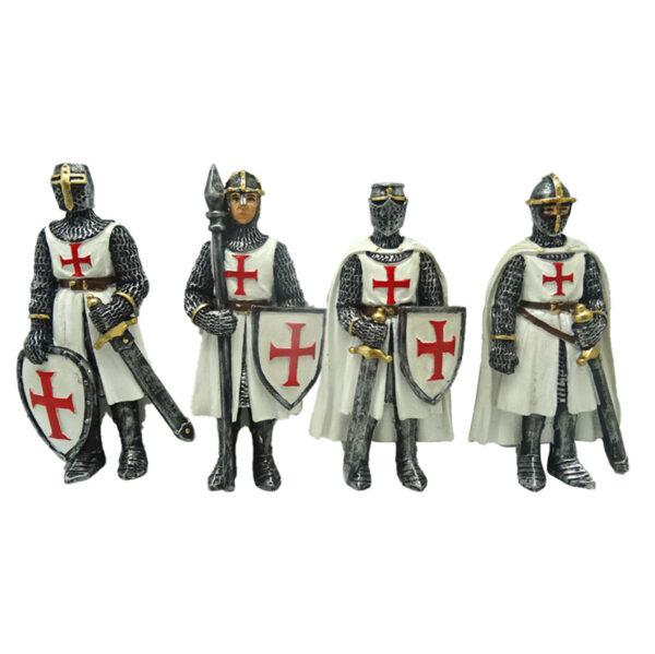 KN222_001 Novelty Magnet - Crusader Knight Defender
