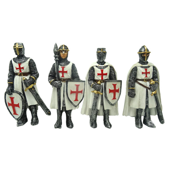 KN222_001 Novelty Magnet - Crusader Knight Defender