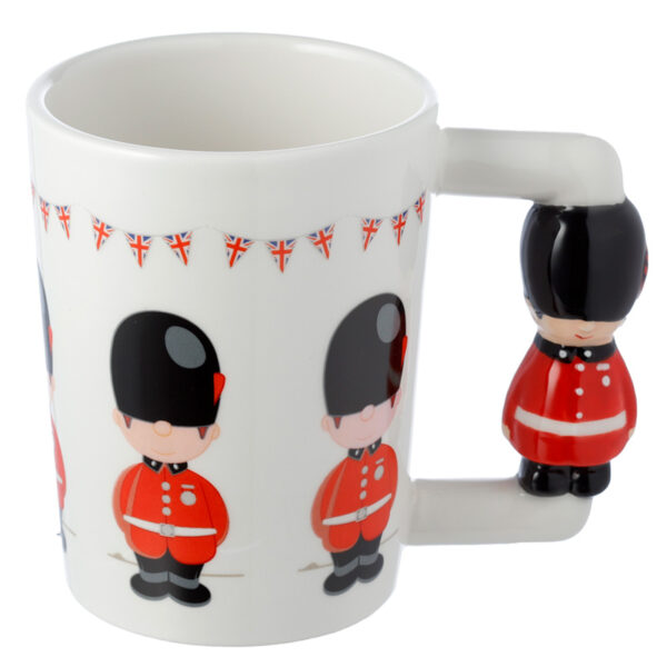 SMUG88_001 Novelty Ceramic Mug -  Guardsman Handle
