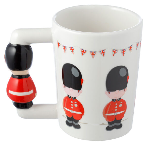 SMUG88_003 Novelty Ceramic Mug -  Guardsman Handle