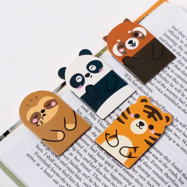 Magnetic Shaped Bookmark Set - Adoramals Wild